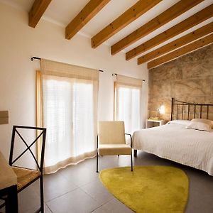 L'Host Boutique Rooms